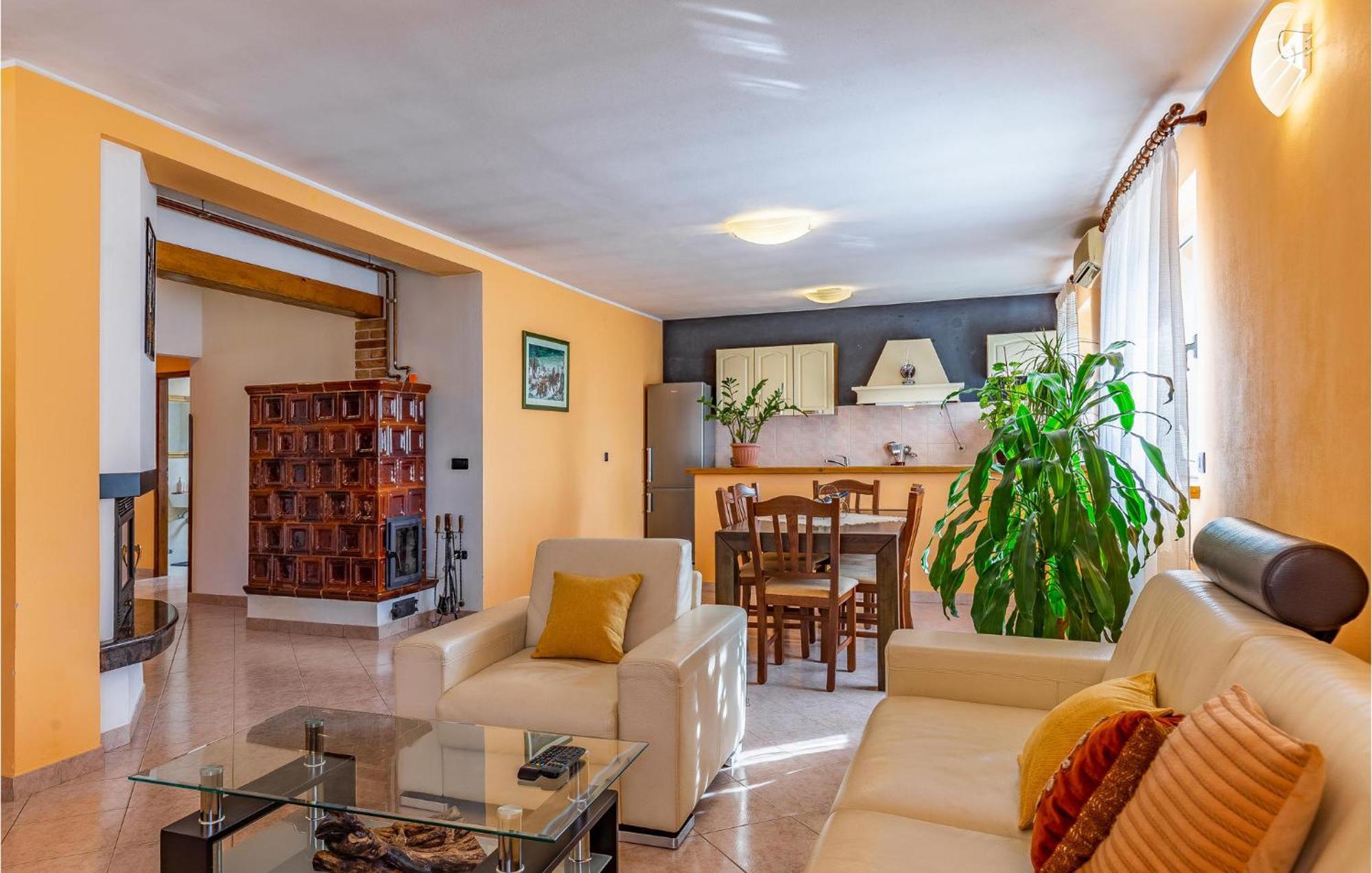 Lovely Home In Sisan With Outdoor Swimming Pool Exteriör bild